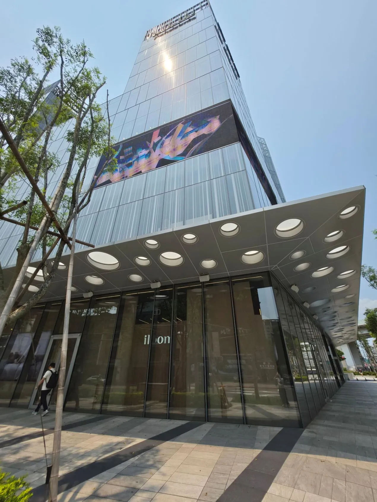 S26 Ultra 超廣角 0.6x 直立實拍照片 S26 Ultra 超廣角 0.6x 直立實拍照片